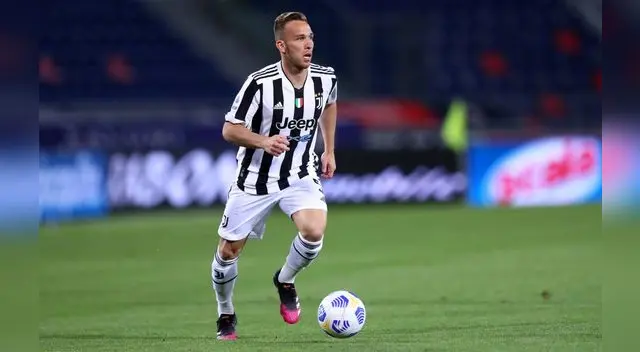 Arthur Melo sufrió accidente en Turín.