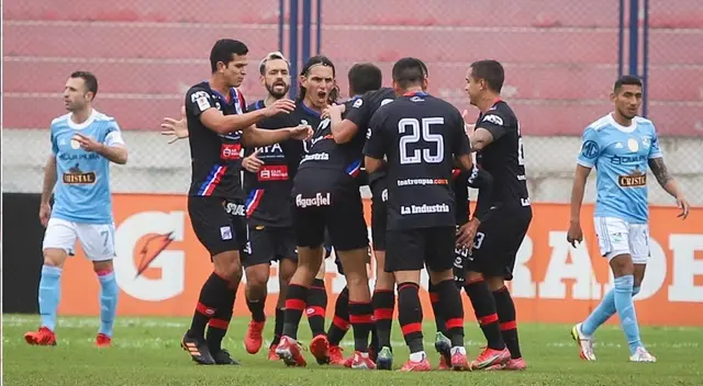 Sporting Cristal vs Mannucci por Liga 1 Betsson 2021
