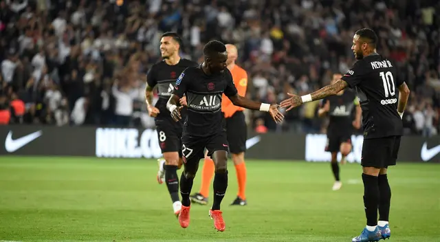 PSG venció 2-0 a Montpellier por la fecha 8 de la Ligue 1 Francia PSG venció 2-0 a Montpellier por la fecha 8 de la Ligue 1 Francia