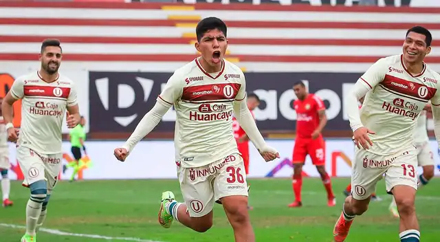 Quispe celebra su gol con la U