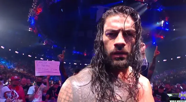 Roman Reigns derrotó al Demonio Finn Bálor Roman Reigns derrotó al Demonio Finn Bálor