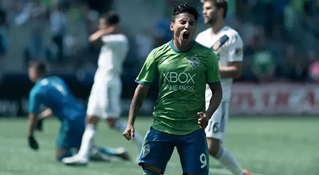 Raúl Ruidíaz genera preocupación por salir con molestias en el duelo de Seattle Sounders Raúl Ruidíaz genera preocupación por salir con molestias en el duelo de Seattle Sounders