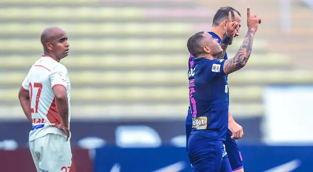 Con goles del 'Zorrito' y el 'Pirata', Alianza le ganó a UTC y clasificó a la Fase de Grupos de la Libertadores Con goles del 'Zorrito' y el 'Pirata', Alianza le ganó a UTC y clasificó a la Fase de Grupos de la Libertadores