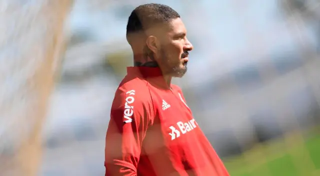 Paolo Guerrero viene en decadencia en cuanto a su valor de mercado