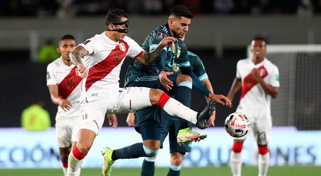 Gianluca Lapadula fue el principal referente de ataque en el Perú y Argentina