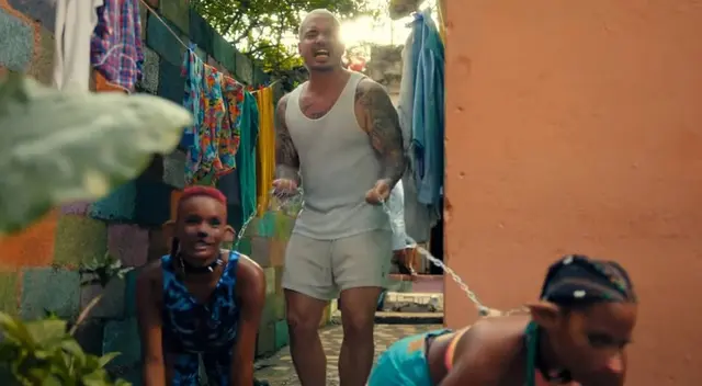 J Balvin acusado de sexista y misógino por su canción perra