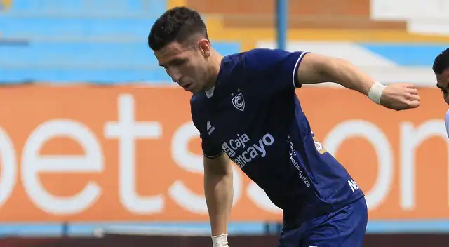 Adrián Ugarriza terminó con un corte en la frente tras el Cienciano vs. Alianza Universidad