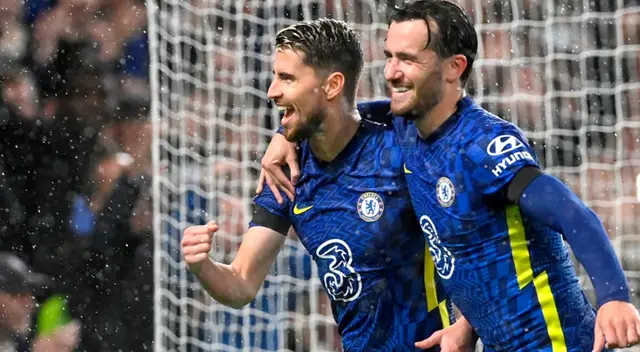 Chelsea derrotó a Malmo de Sergio Peña