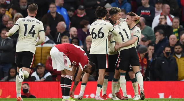 Manchester United cae goleado ante Liverpool