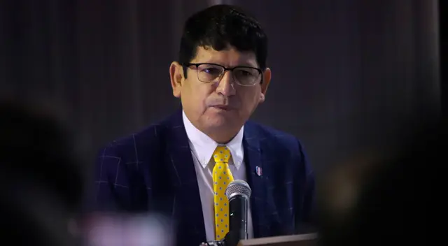 Agustín Lozano se pronunció luego de aprobarse los estatutos de la FPF Agustín Lozano se pronunció luego de aprobarse los estatutos de la FPF
