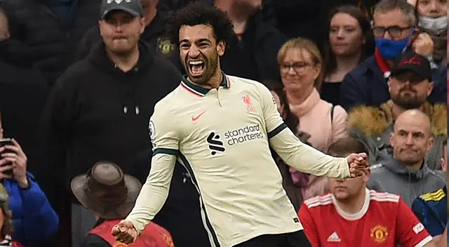 Mohamed Salah marcó un hat-trick ante el Manchester United