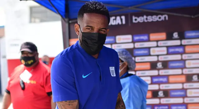 Farfán celebró a todo dar su cumpleaños Farfán celebró a todo dar su cumpleaños