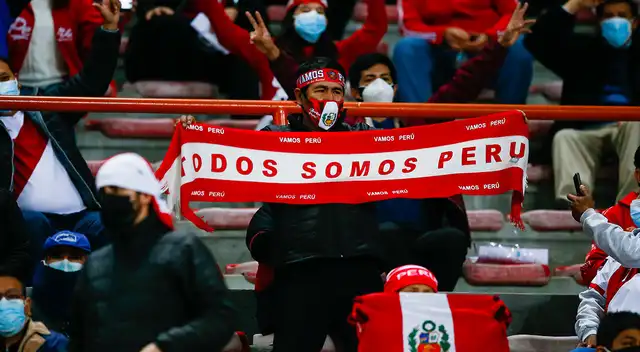 Selección peruana hinchada Selección peruana hinchada