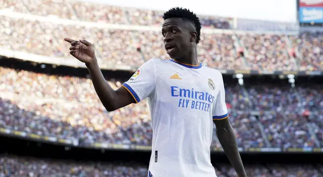 Vinicius señaló al hincha que lo insultó en el Clásico Español