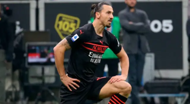 Zlatan Ibrahimovic le dio unos consejos a Kylian Mbappé. Zlatan Ibrahimovic le dio unos consejos a Kylian Mbappé.