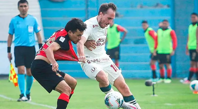 Universitario enfrenta a Melgar Universitario enfrenta a Melgar
