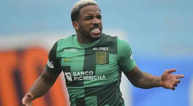 Jefferson Farfán no entrena con Alianza Lima hace varias semanas.