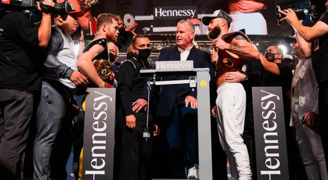 Transmisión de ESPN EN VIVO de la pelea entre Canelo Álvarez y Caleb Plant Transmisión de ESPN EN VIVO de la pelea entre Canelo Álvarez y Caleb Plant