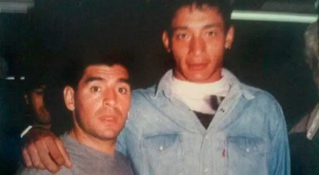 Galván y Maradona en un night club.