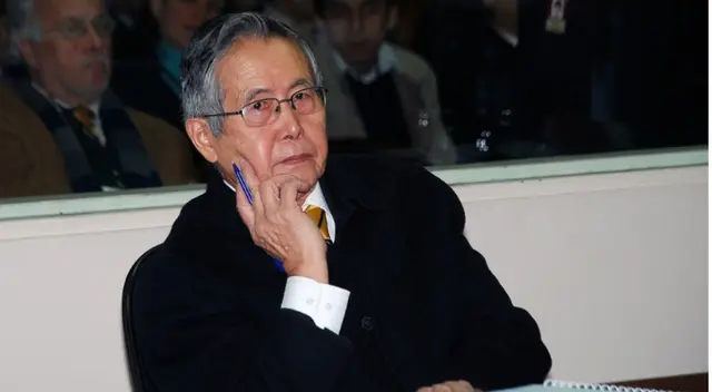 Alberto Fujimori fue trasladado a clínica por motivos de salud. Alberto Fujimori fue trasladado a clínica por motivos de salud.