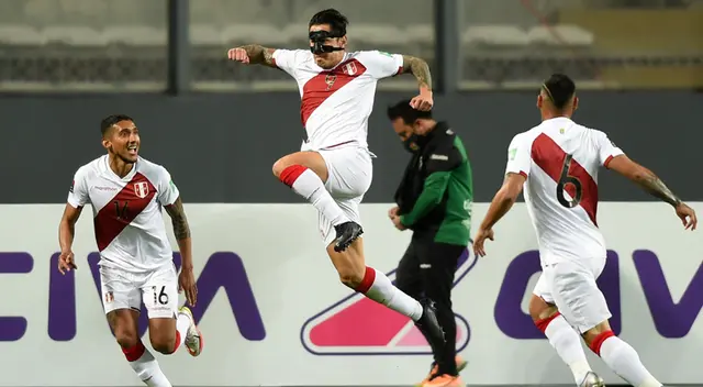 Perú enfrenta a Bolivia en el Estadio Nacional.