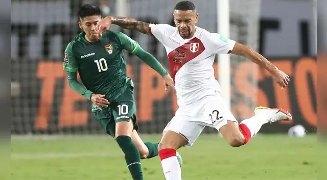 Alexander Callens disputó solo 45' ante Bolivia. Foto: Twitter @SeleccionPeru Alexander Callens disputó solo 45' ante Bolivia. Foto: Twitter @SeleccionPeru