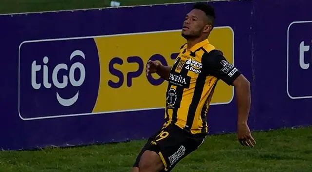 Rolando Blackburn anotó el único gol del partido