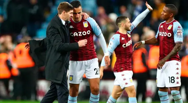 Steven Gerrard asumió como técnico del Aston Villa