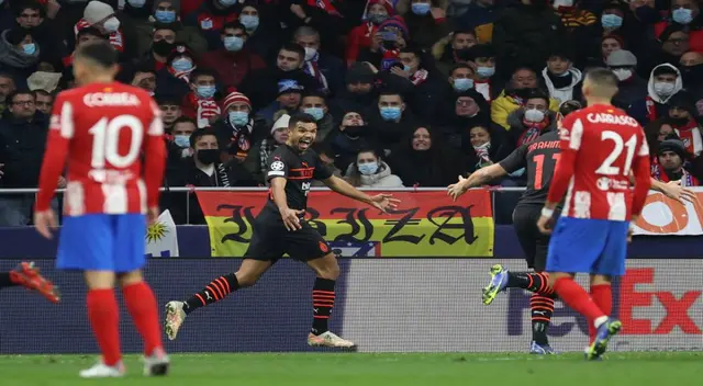 Milan enfrenta al Liverpool en la última jornada de fase de grupos.