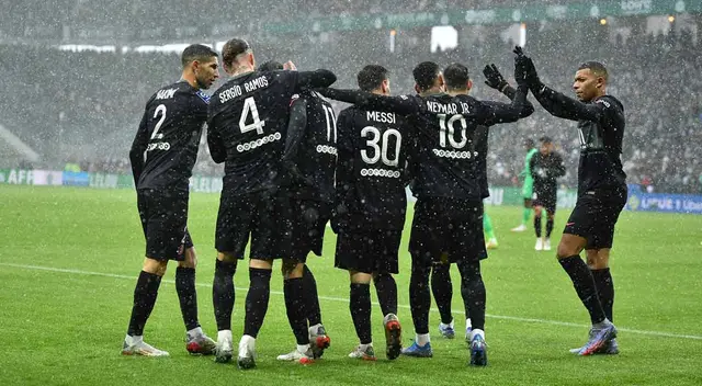 PSG venció 3-1 a Saint Etienne PSG venció 3-1 a Saint Etienne