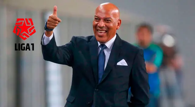 Roberto Mosquera podría ser el único técnico peruano en ganar tres títulos consecutivos Roberto Mosquera podría ser el único técnico peruano en ganar tres títulos consecutivos