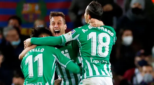 Real Betis dio el golpe en el Camp Nou al vencer 1-0 a Barcelona Real Betis dio el golpe en el Camp Nou al vencer 1-0 a Barcelona