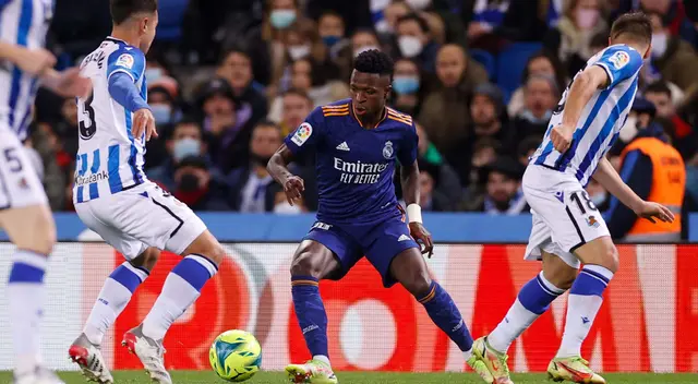 Desde el estadio Reale Arena, Real Madrid se enfrenta a Real Sociedad.
