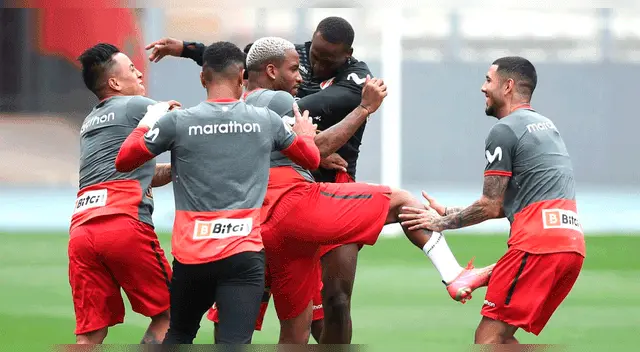 Jefferson Farfán confirmó el buen ambiente en la selección peruana.