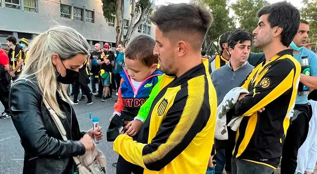 Alejandro Hohberg fue a alentar a Peñarol