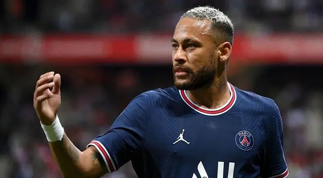 Neymar viene siendo duramente criticado por la prensa en Francia