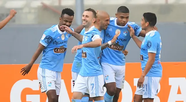 Sporting Cristal es el mejor club peruano en los últimos 10 años. Sporting Cristal es el mejor club peruano en los últimos 10 años.