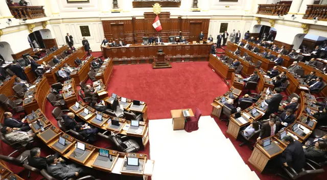 Legislativo aprobó ley para que los estudiantes tengan respaldo en sus hojas de vida
