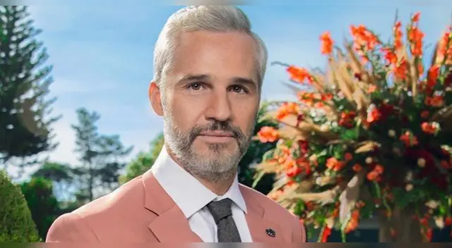 Actor de la 'Casa de las Flores' reaparece tras amputación de pierna
