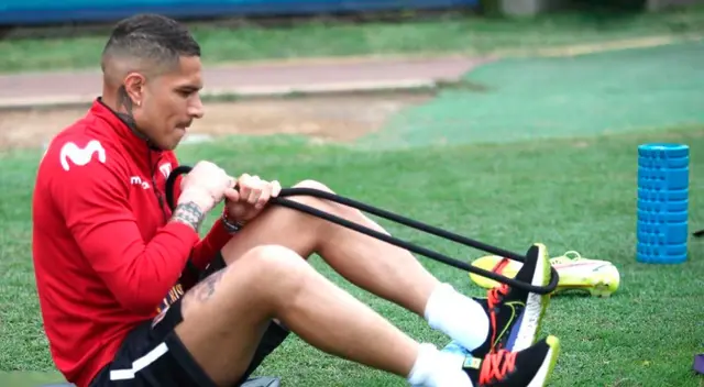 Paolo Guerrero se recupera de a pocos en la Videna Paolo Guerrero se recupera de a pocos en la Videna