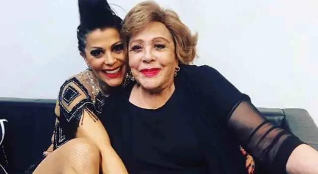 Alejandra Guzmán comentó sobre el estado de salud de su madre Silvia Pinal Alejandra Guzmán comentó sobre el estado de salud de su madre Silvia Pinal