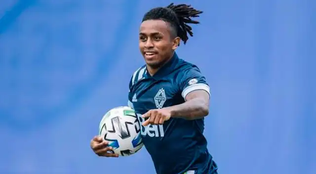 Año Nuevo: Yordy Reyna busca Año Nuevo: Yordy Reyna busca