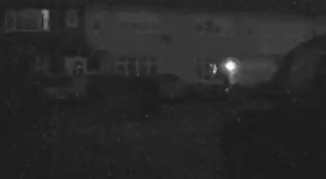 Captan a un presunto fantasma en Reino Unido y video se vuelve viral en redes sociales