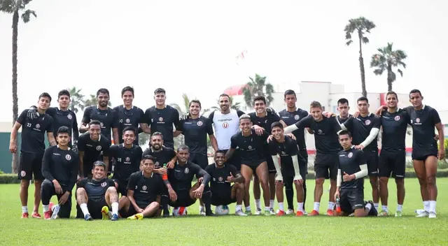 Universitario dejó un contundente mensaje a sus hinchas por fin de año Universitario dejó un contundente mensaje a sus hinchas por fin de año
