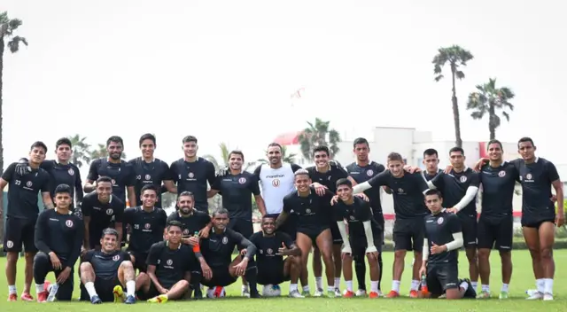 Universitario tiene a cuatro futbolistas con coronavirus. Universitario tiene a cuatro futbolistas con coronavirus.