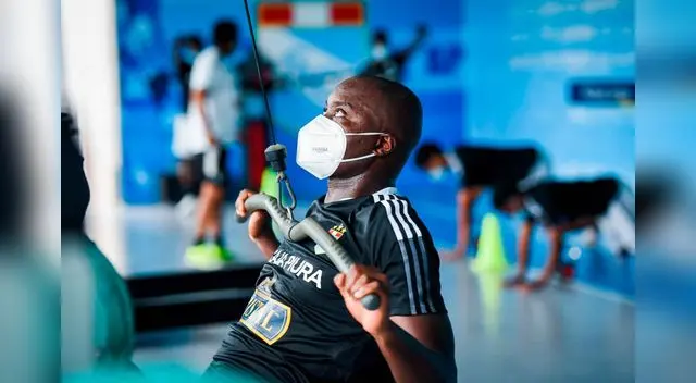 John Jairo Mosquera, colombiano de 33 años, es el '9' de Cristal. John Jairo Mosquera, colombiano de 33 años, es el '9' de Cristal.