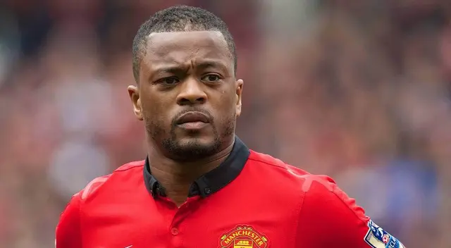 Patrice Evra ganó la Champions League con Manchester United Patrice Evra ganó la Champions League con Manchester United