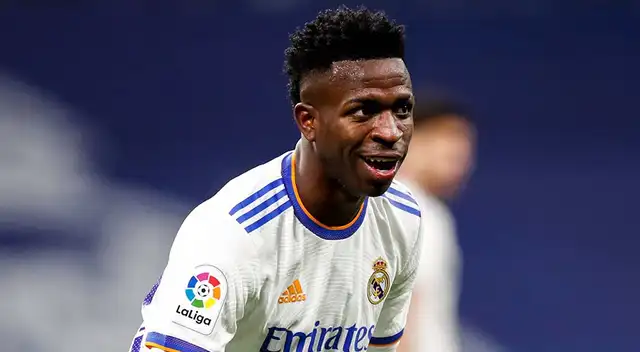 Vinicius tiene contrato con el Real Madrid hasta junio del 2024. Vinicius tiene contrato con el Real Madrid hasta junio del 2024.