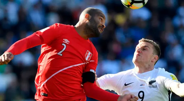 Chris Wood en el partido de ida del repechaje a Rusia 2018 Chris Wood en el partido de ida del repechaje a Rusia 2018