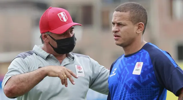 El equipo Extranjeros Liga 1 que inició las acciones ante Perú en Videna El equipo Extranjeros Liga 1 que inició las acciones ante Perú en Videna